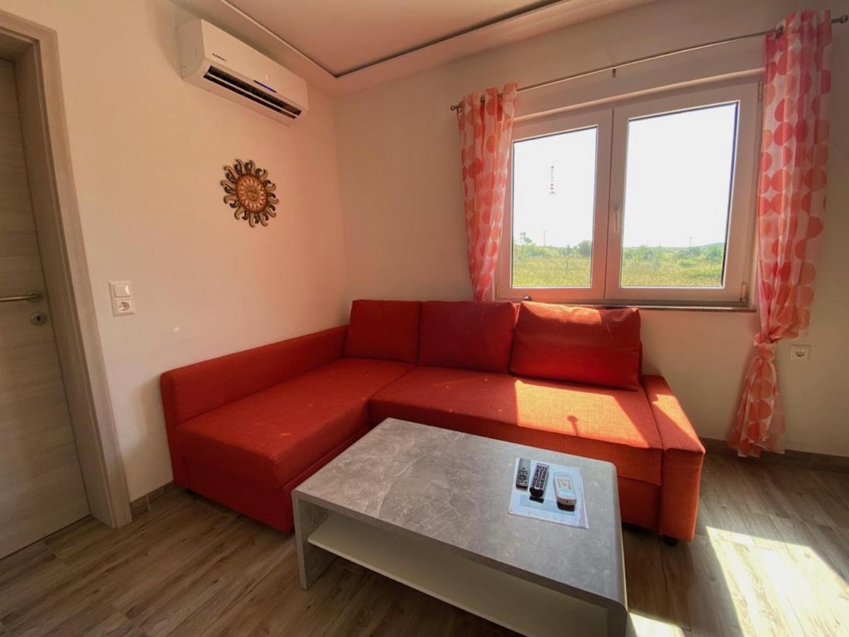 Villa Sabina - Apartments Kroatien Ražanac Exteriér fotografie