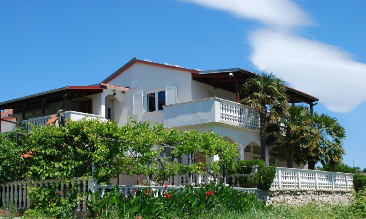 Villa Sabina - Apartments Kroatien Ražanac Exteriér fotografie