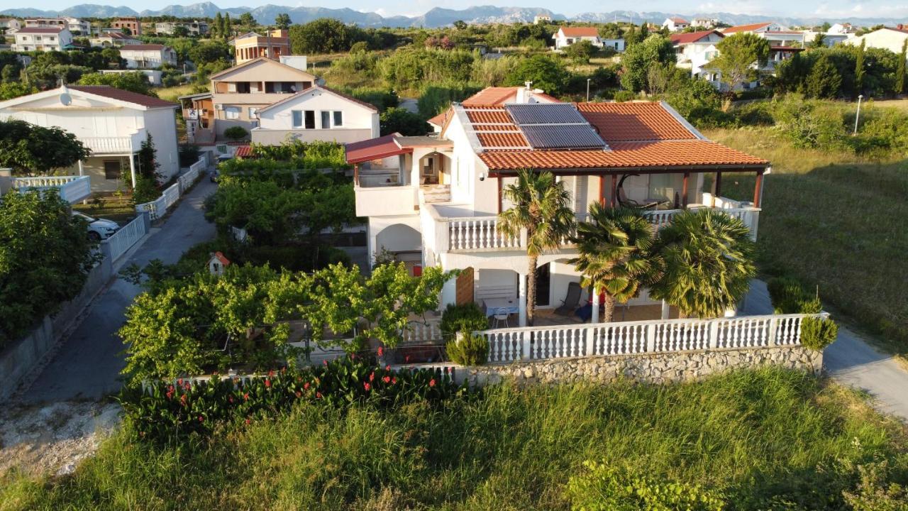Villa Sabina - Apartments Kroatien Ražanac Exteriér fotografie